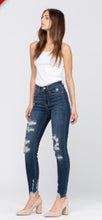 Load image into Gallery viewer, Judy Blue Curvy High-Rise Cropped Skinny 82139W
